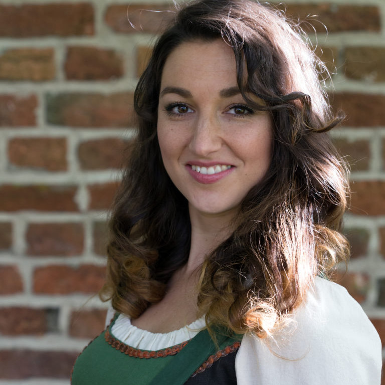 Anna Pacheco als Hiske Aalken