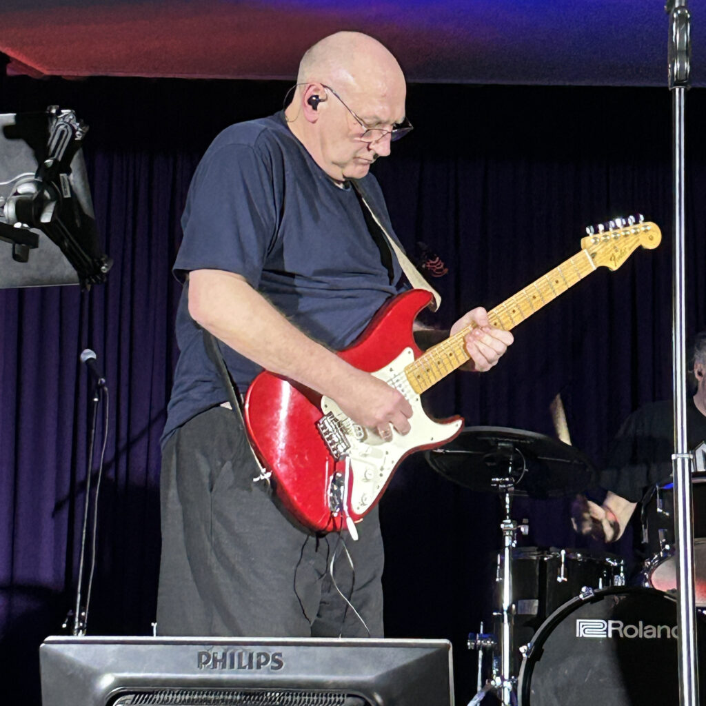 Frank Kölpin an der Gitarre